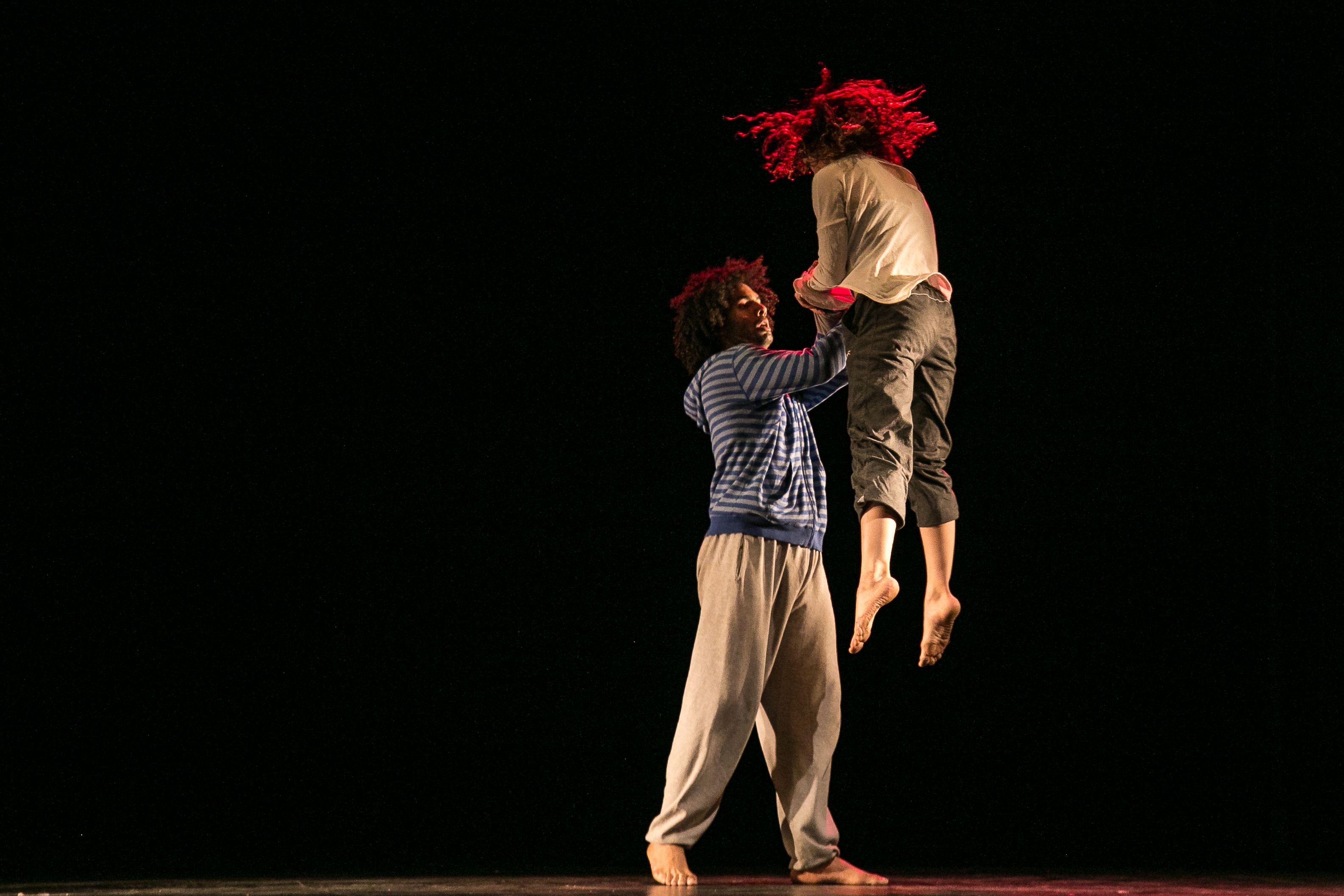 EL FESTIVAL INTERNACIONAL DE DANZA CONTEMPORNEA DE SANTA CRUZ DE LA SIERRA